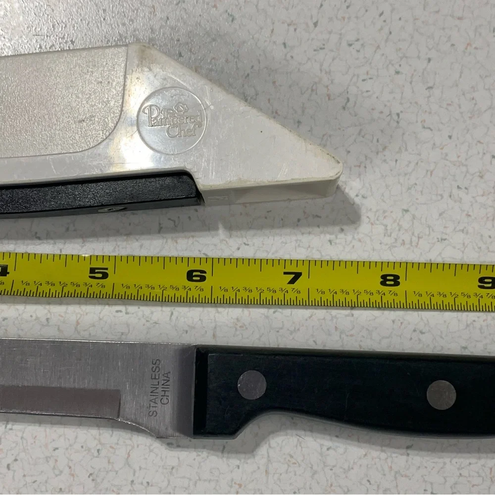 Pampered Chef 6” Chef's Knife with Self Sharpening Case Sheath Retired Item